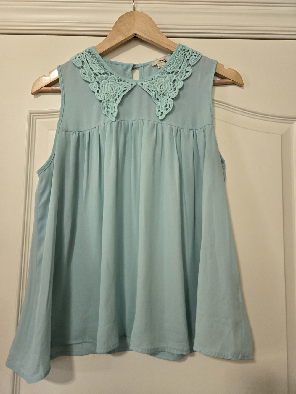 Timing Mint Crochet Collar Sleeveless Top